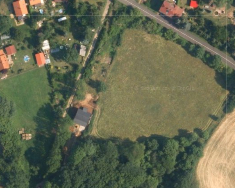 Prodej pozemku Radejčín - Řehlovice